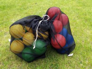 Softbälle von den REWE-Vereinsscheinen