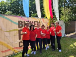 Frauenpower beim Colditzer Birkenfest