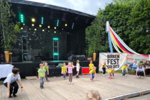 Birkenfest, Auftritt des Kinderturn-Clubs